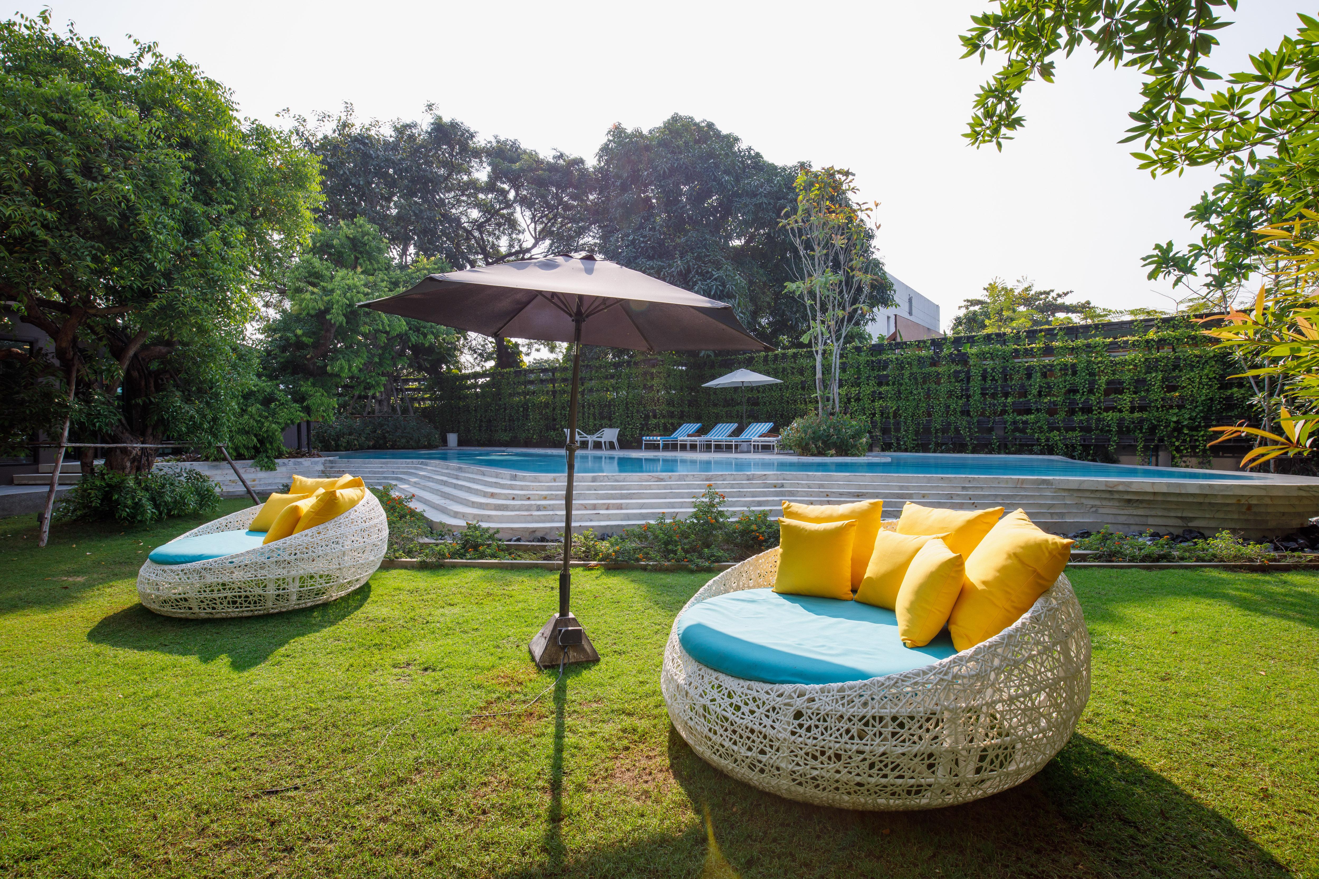 Parc Borough City Resort -Sha Extra Plus Чиангмай Экстерьер фото